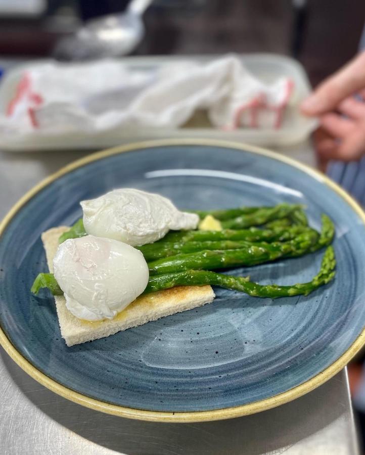 The Gordon Arms Restaurant With Rooms Yarrow エクステリア 写真