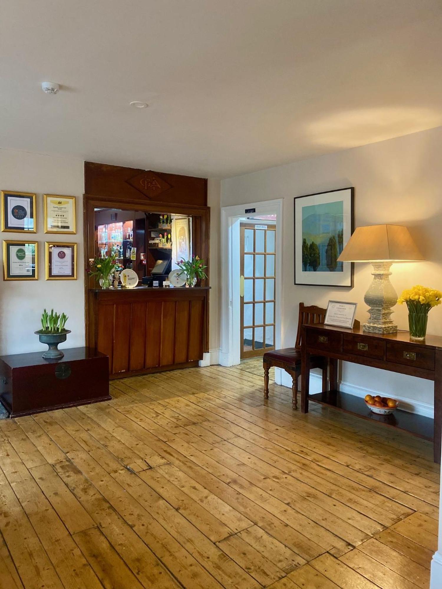 The Gordon Arms Restaurant With Rooms Yarrow エクステリア 写真