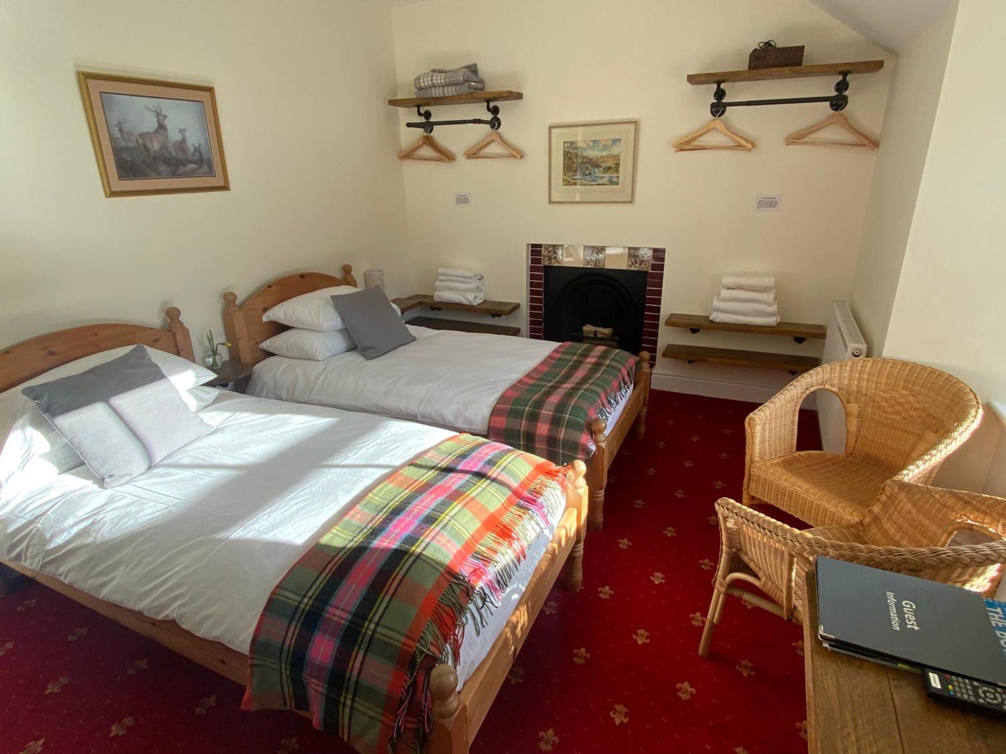 The Gordon Arms Restaurant With Rooms Yarrow エクステリア 写真